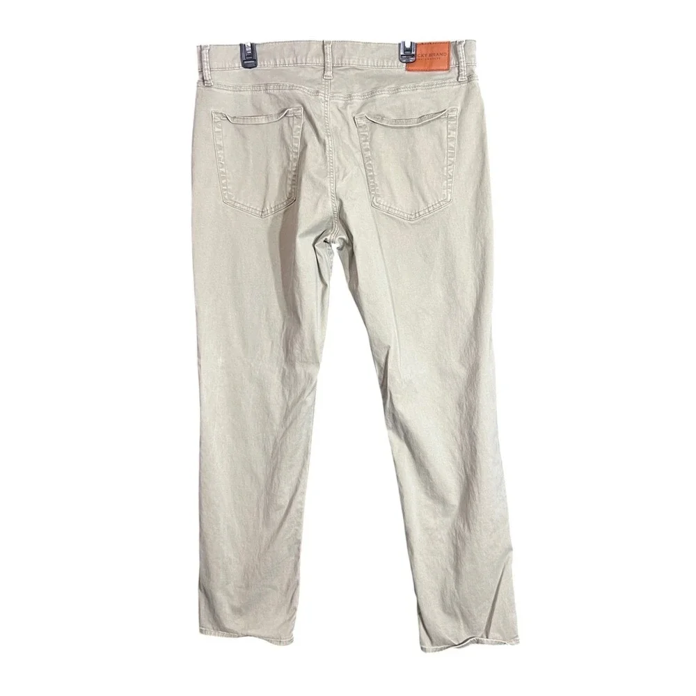 Lucky Brand 221 Mens Size 38x32 Straight Leg Khaki Twill Pants Business Casual
